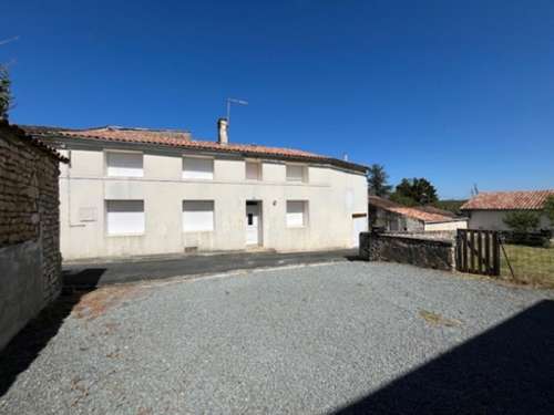 Saint-Jean-d'Angély Charente-Maritime maison foto 7166277