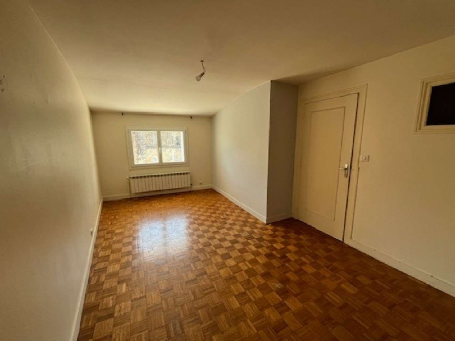 à vendre maison Saint-Jean-d'Angély Charente-Maritime 6