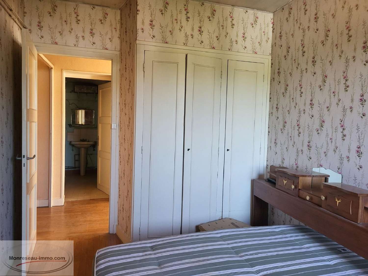  for sale house Saint-Jean-le-Priche Saône-et-Loire 8