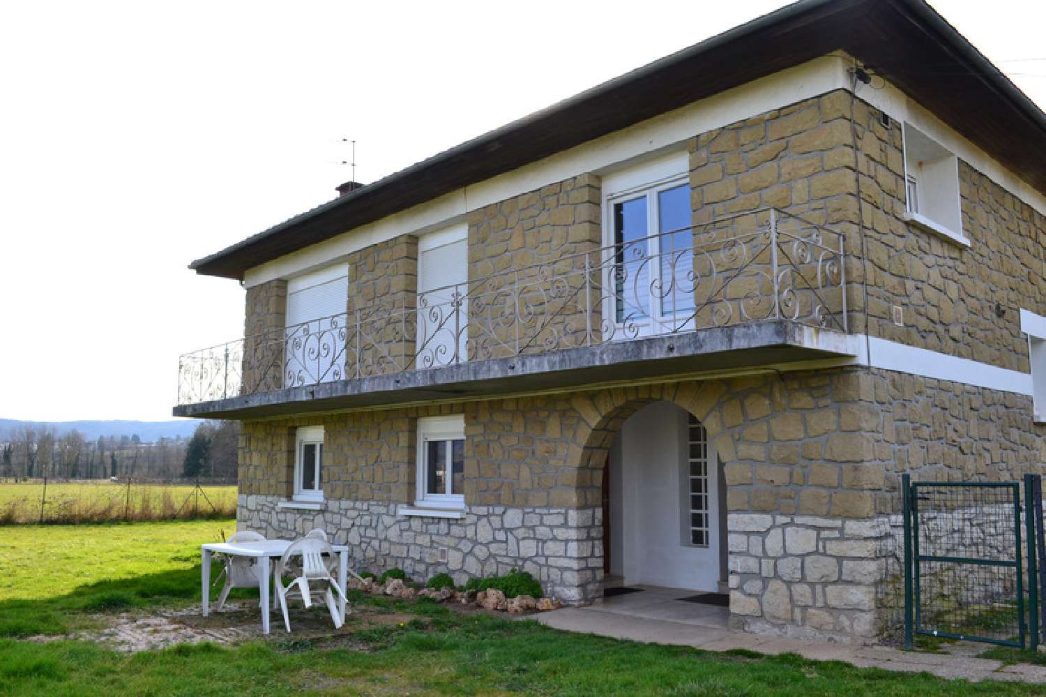  for sale house Saint-Pantaléon-de-Larche Corrèze 2