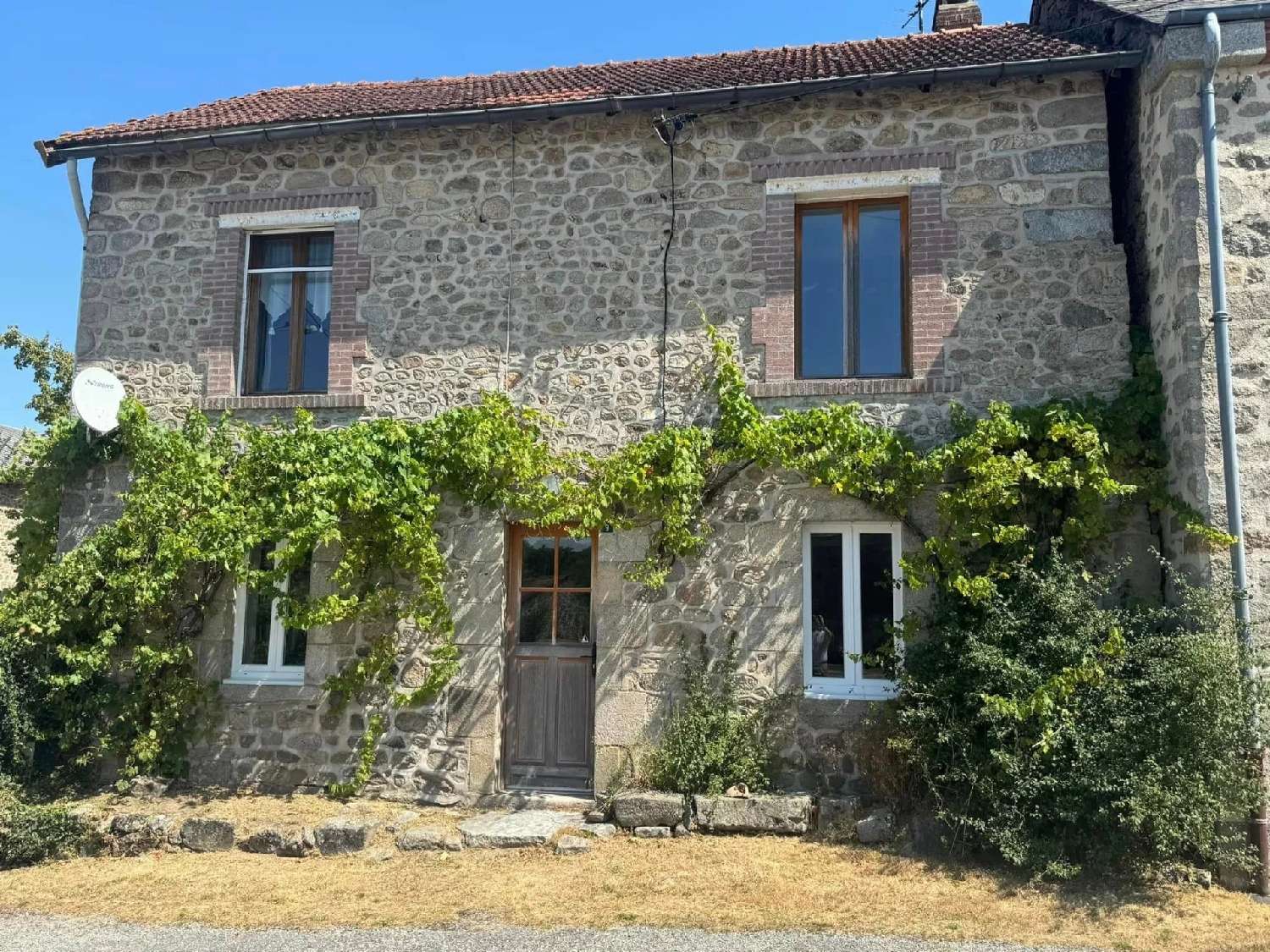  à vendre maison Saint-Priest-la-Plaine Creuse 2