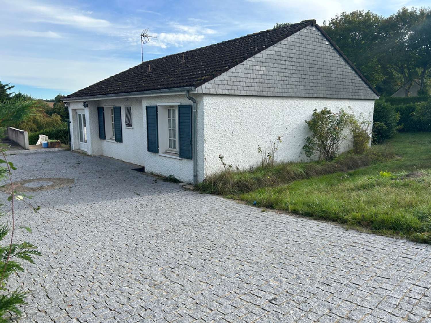  for sale house Saint-Privé Yonne 2