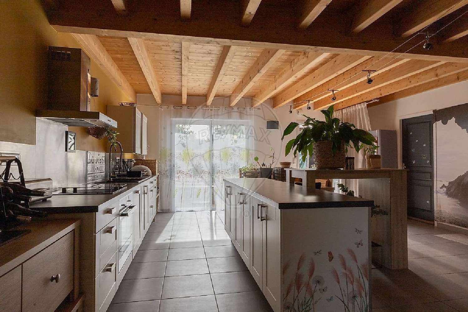  for sale house Saint-Romain-de-Benet Charente-Maritime 4