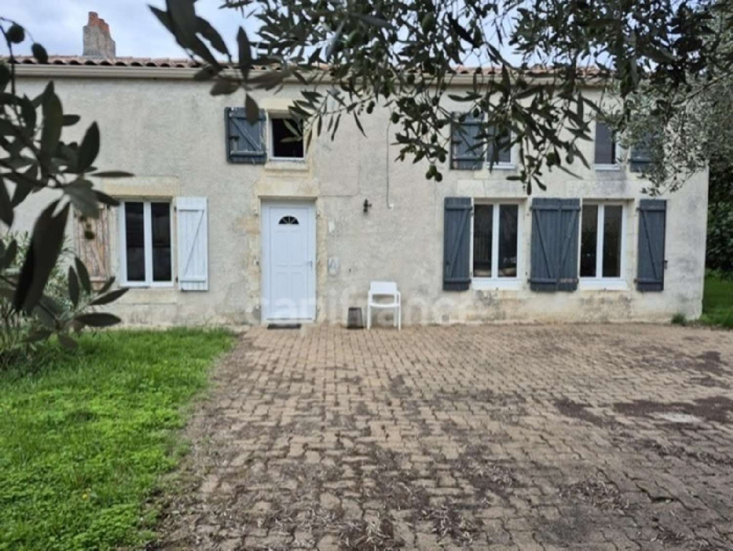  for sale house Saint-Saturnin-du-Bois Charente-Maritime 1