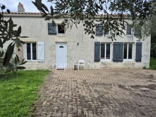 Saint-Saturnin-du-Bois Charente-Maritime house foto 7158914