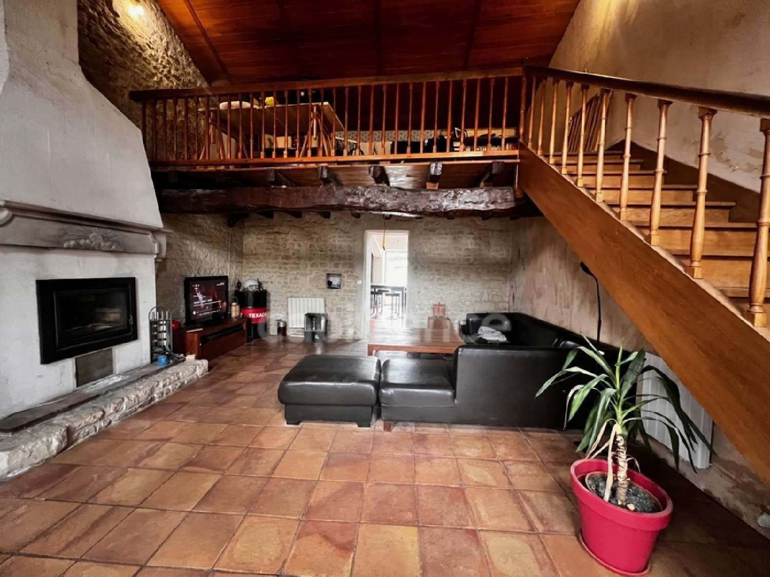  for sale house Saint-Saturnin-du-Bois Charente-Maritime 6