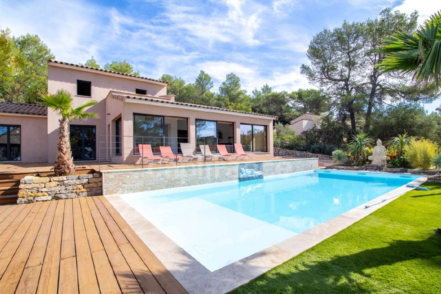  te koop huis Sainte-Anastasie-sur-Issole Var 2