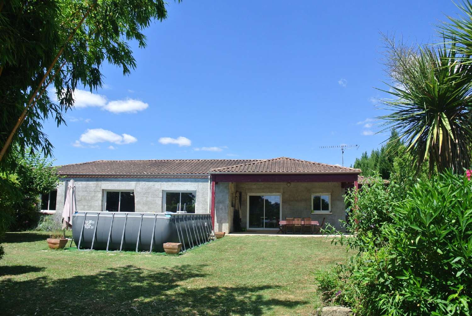  for sale house Sainte Bazeille Lot-et-Garonne 1