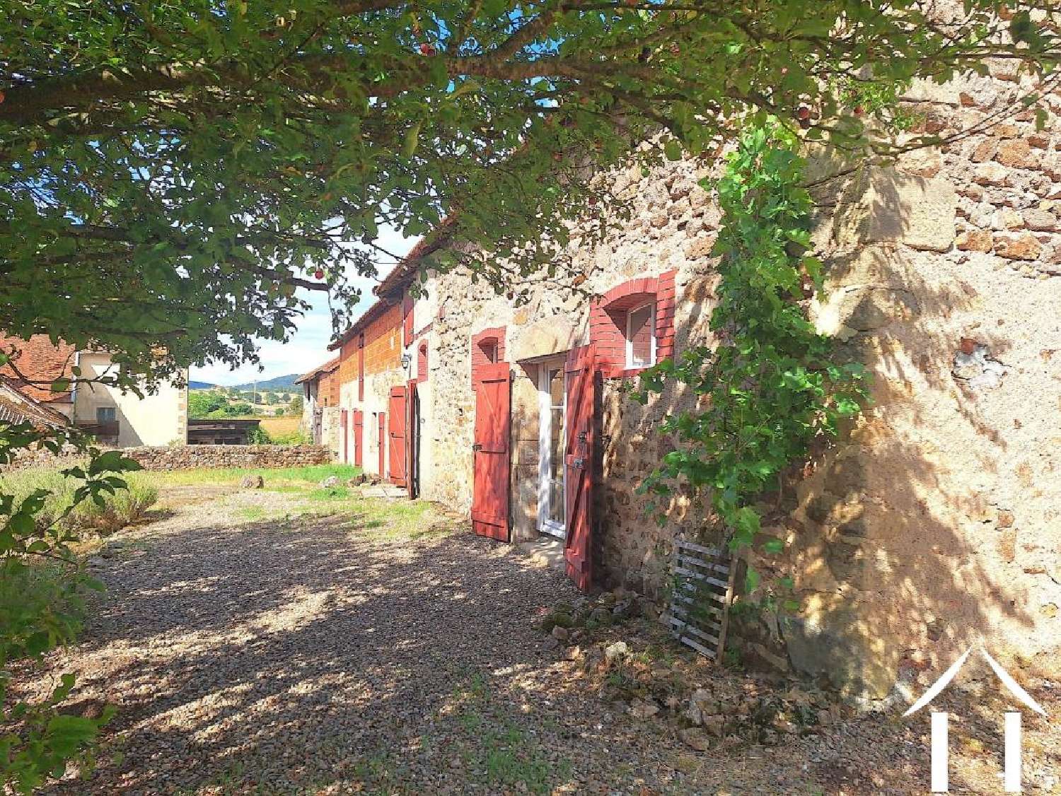 for sale house Sainte-Radegonde Saône-et-Loire 2