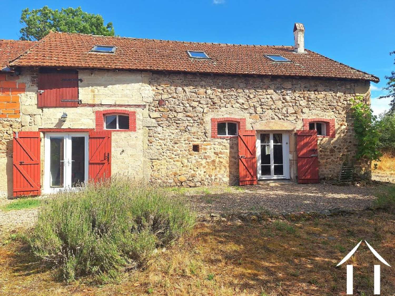  for sale house Sainte-Radegonde Saône-et-Loire 3