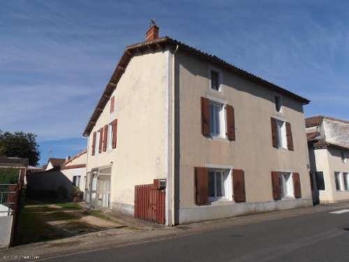Sauzé-Vaussais Deux-Sèvres huis foto