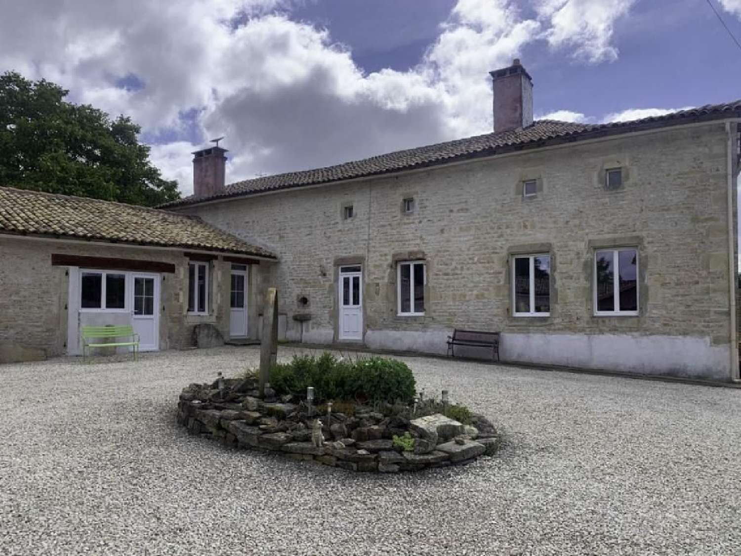 for sale house Sauzé-Vaussais Deux-Sèvres 1