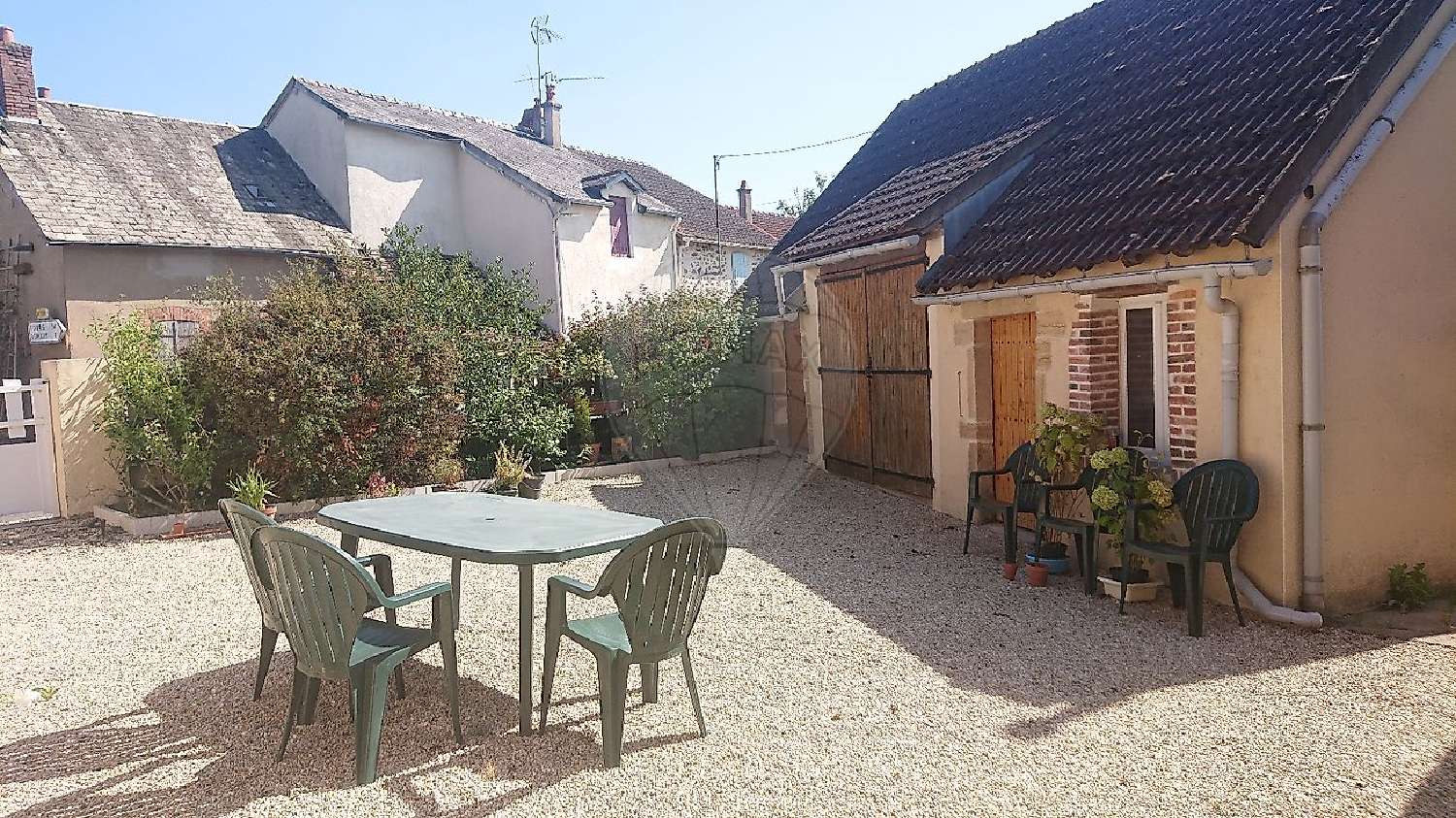  à vendre maison Sémelay Nièvre 1