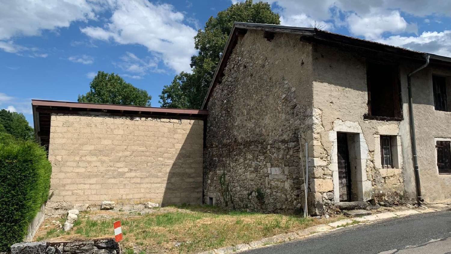  te koop huis Surjoux Ain 1