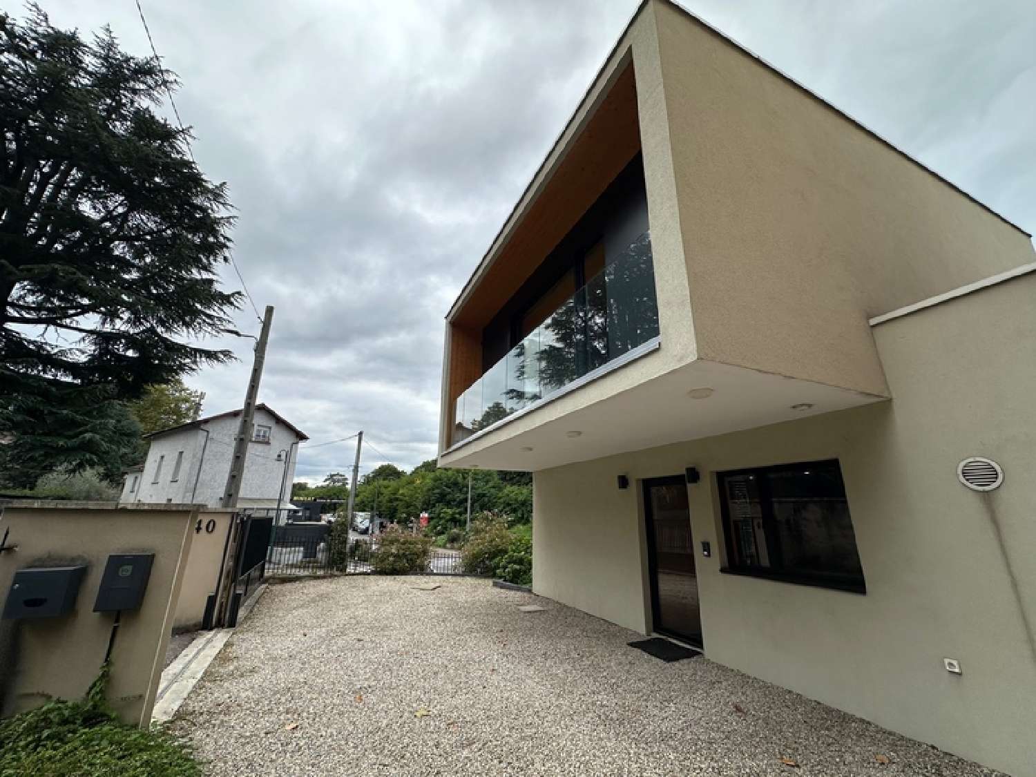  for sale house Tassin-la-Demi-Lune Rhône 2