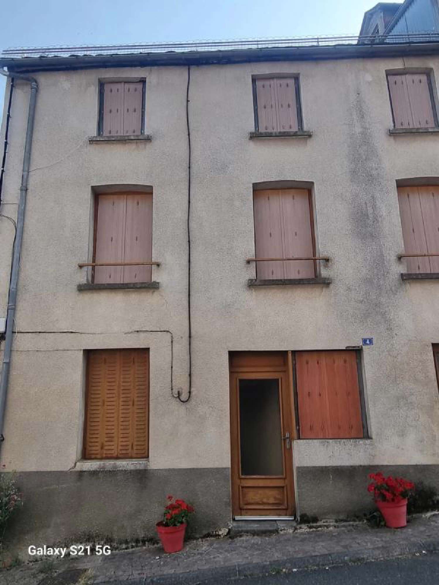  for sale house Tauves Puy-de-Dôme 1
