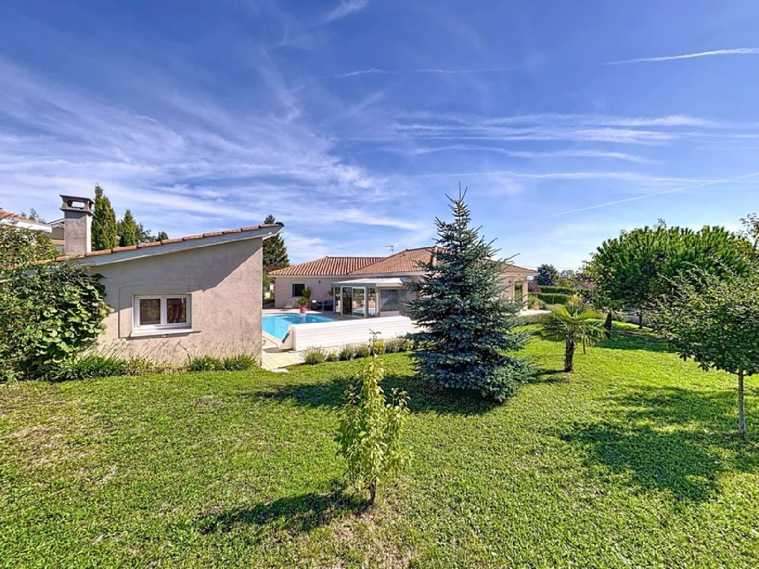  te koop huis Bonnefamille Isère 3