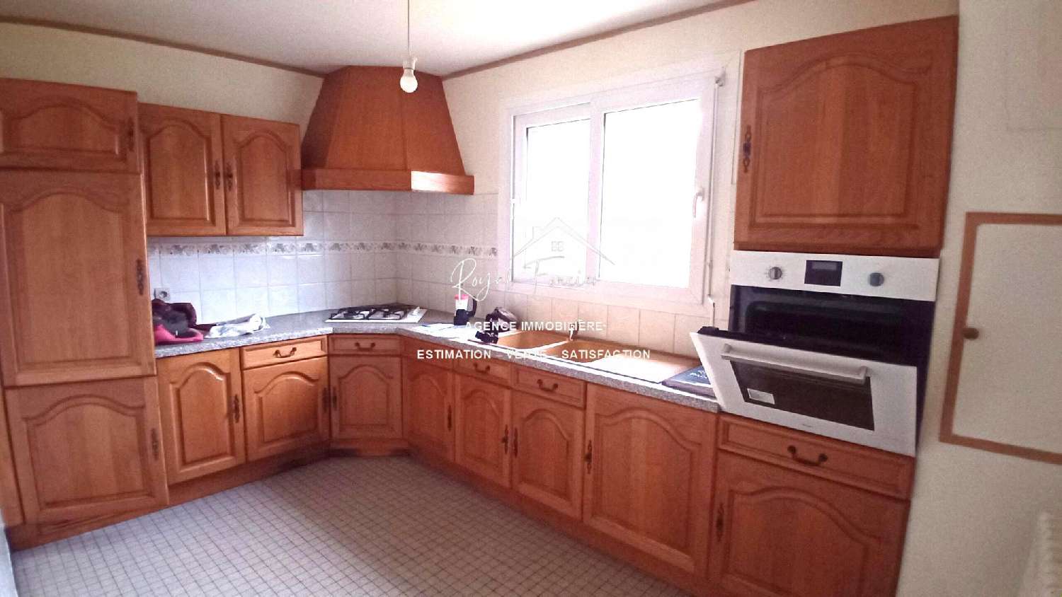  à vendre maison Vaux-sur-Vienne Vienne 2