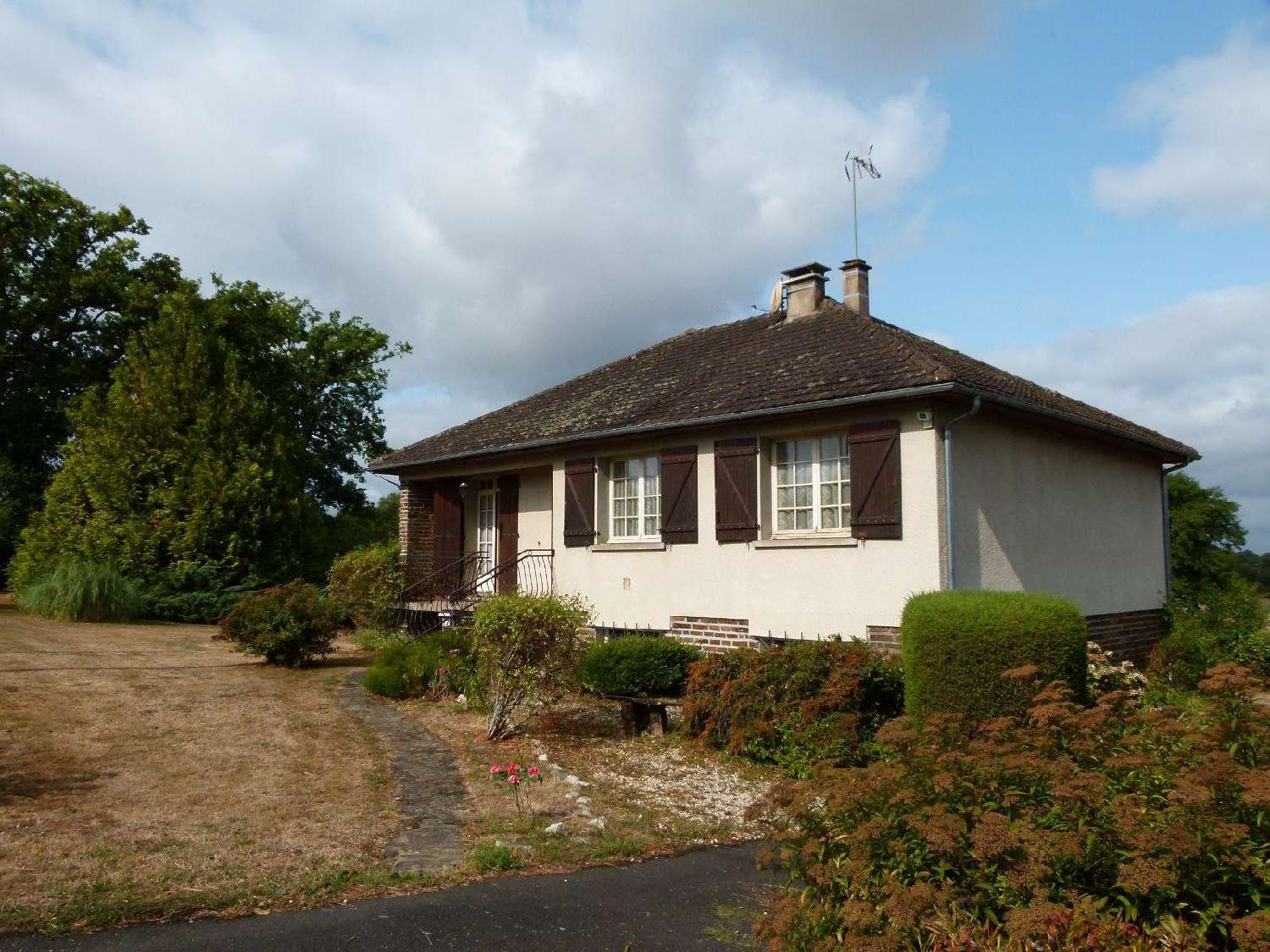  for sale house Vijon Indre 2
