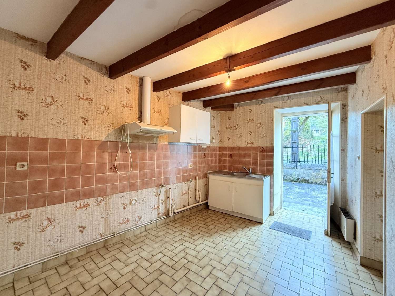 à vendre maison Villebois-Lavalette Charente 5