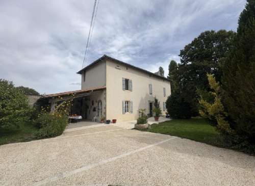 Villefagnan Charente house foto 7147165