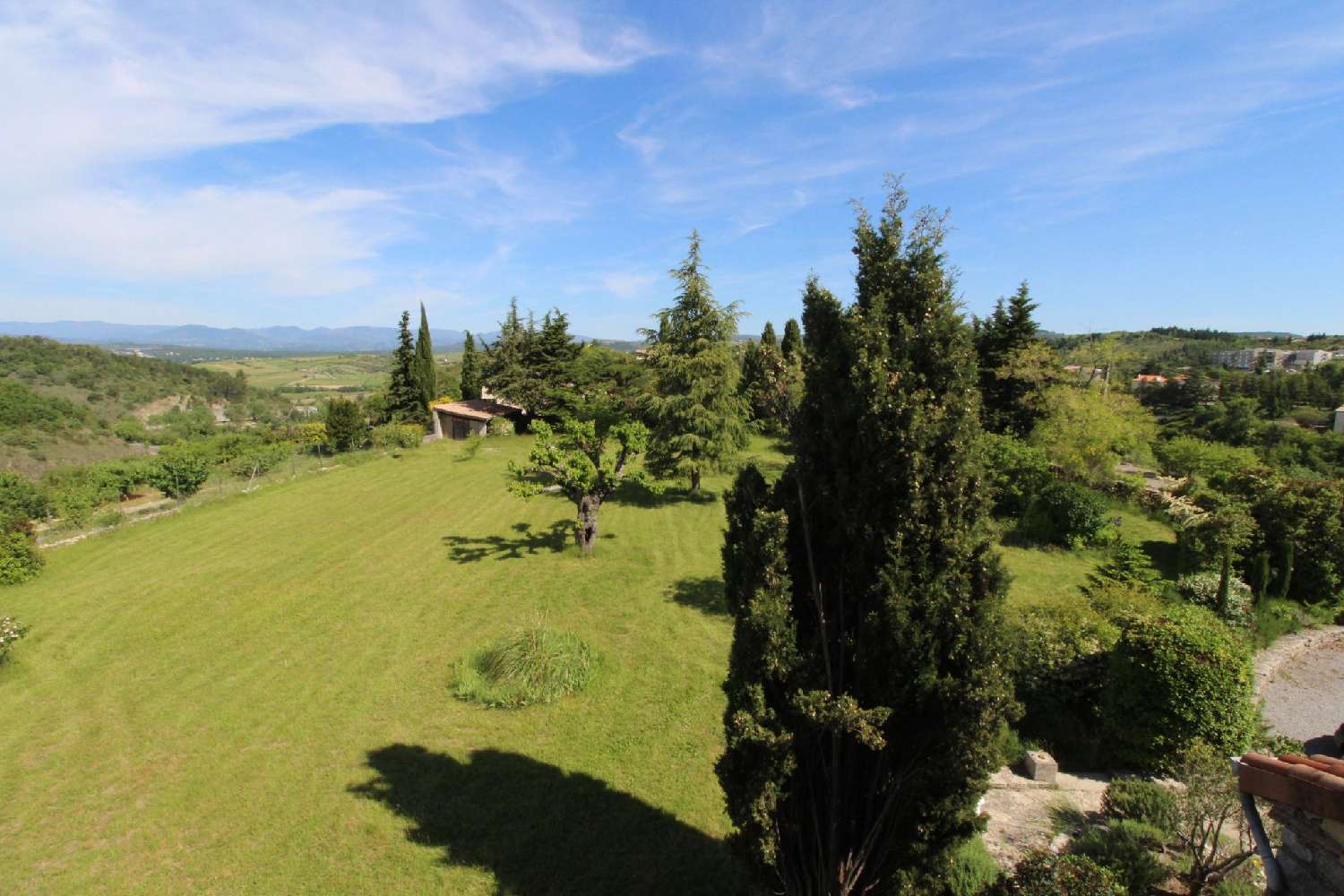  te koop huis Villeneuve-de-Berg Ardèche 1