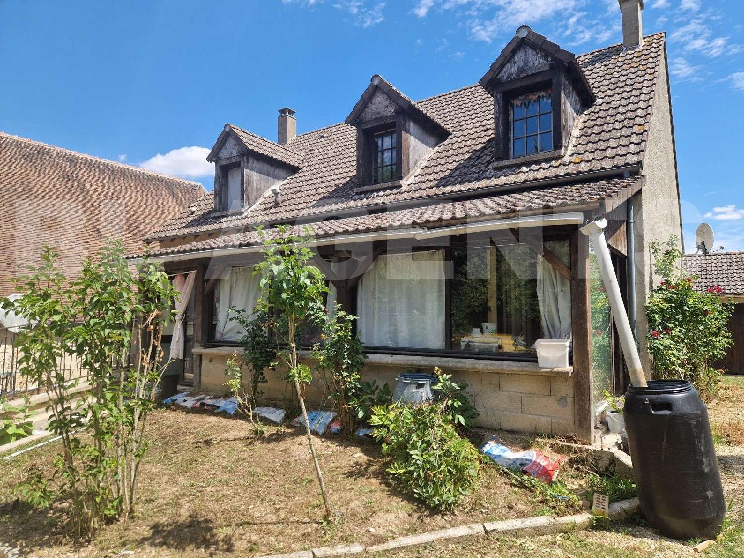  for sale house Saint-Léger-Vauban Yonne 1