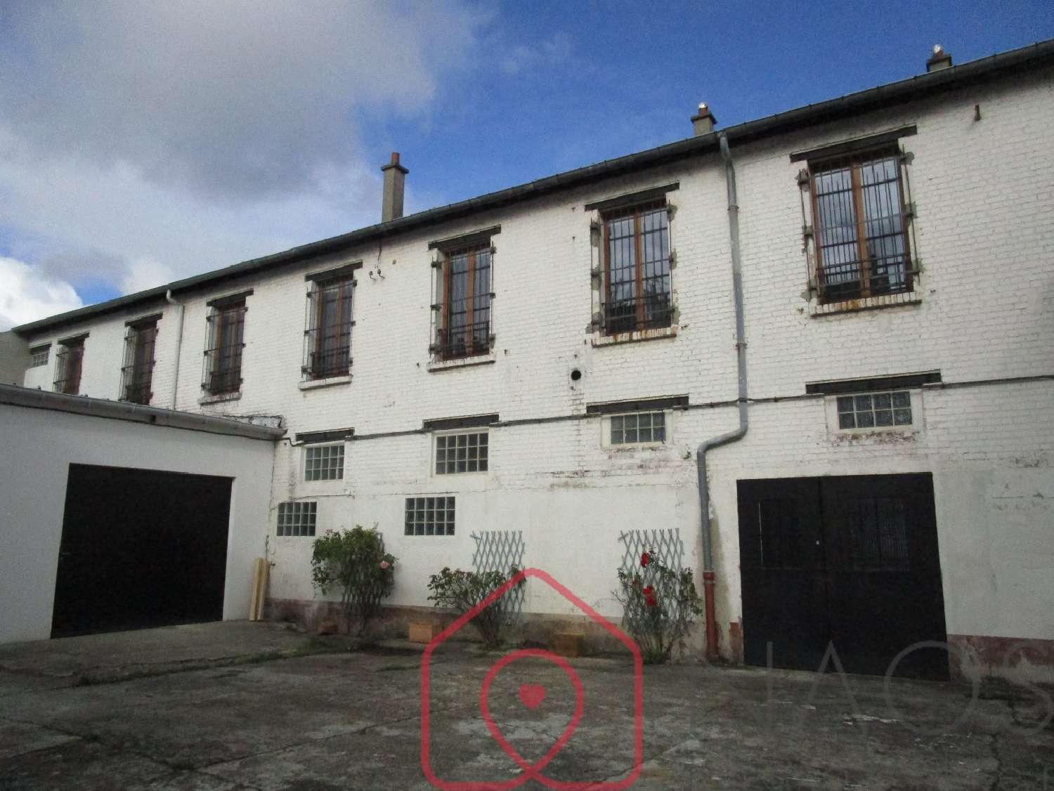  for sale office La Plaine-Saint-Denis Seine-Saint-Denis 2