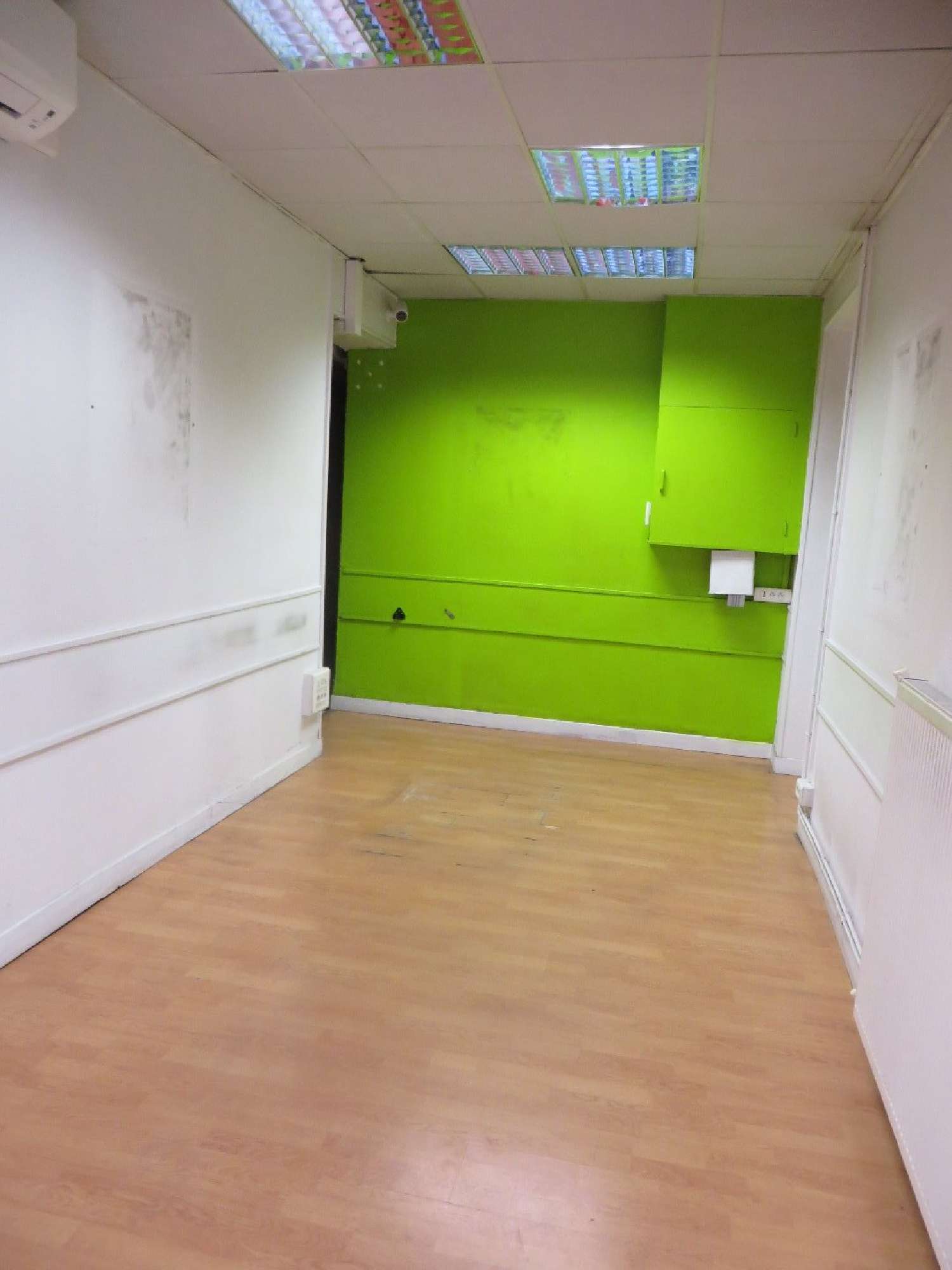  for sale office Lyon 7e Arrondissement Rhône 2