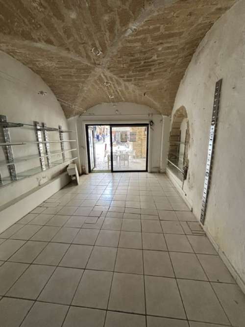 Sommières Gard Büro Bild 7151464