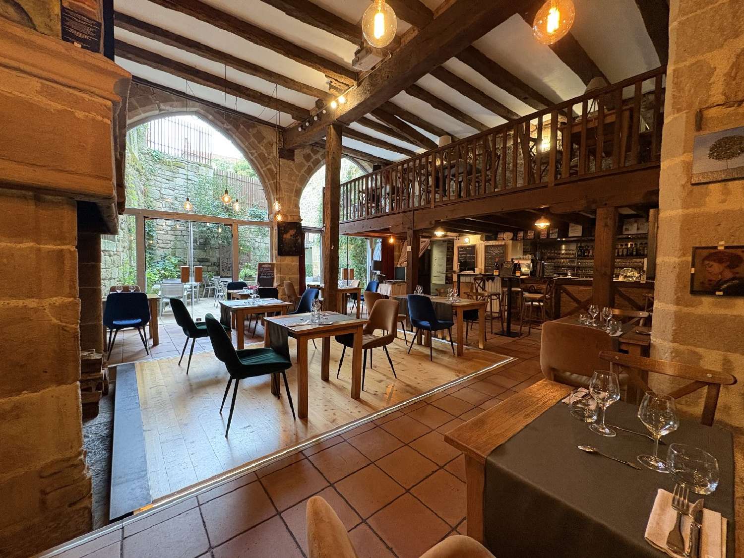  for sale restaurant Figeac Lot 4