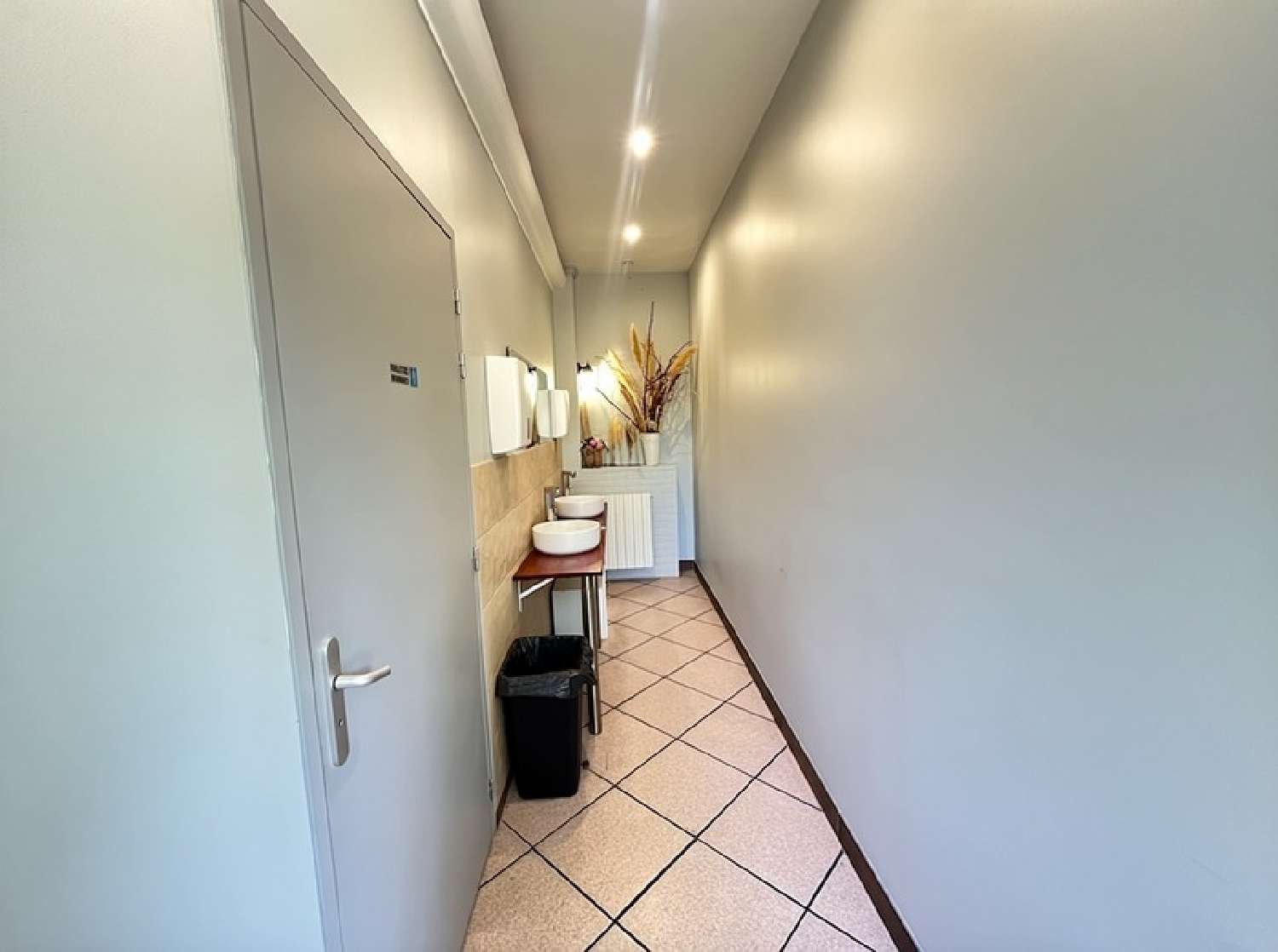  en venta restaurante Saint-Jean-de-Védas Hérault 8
