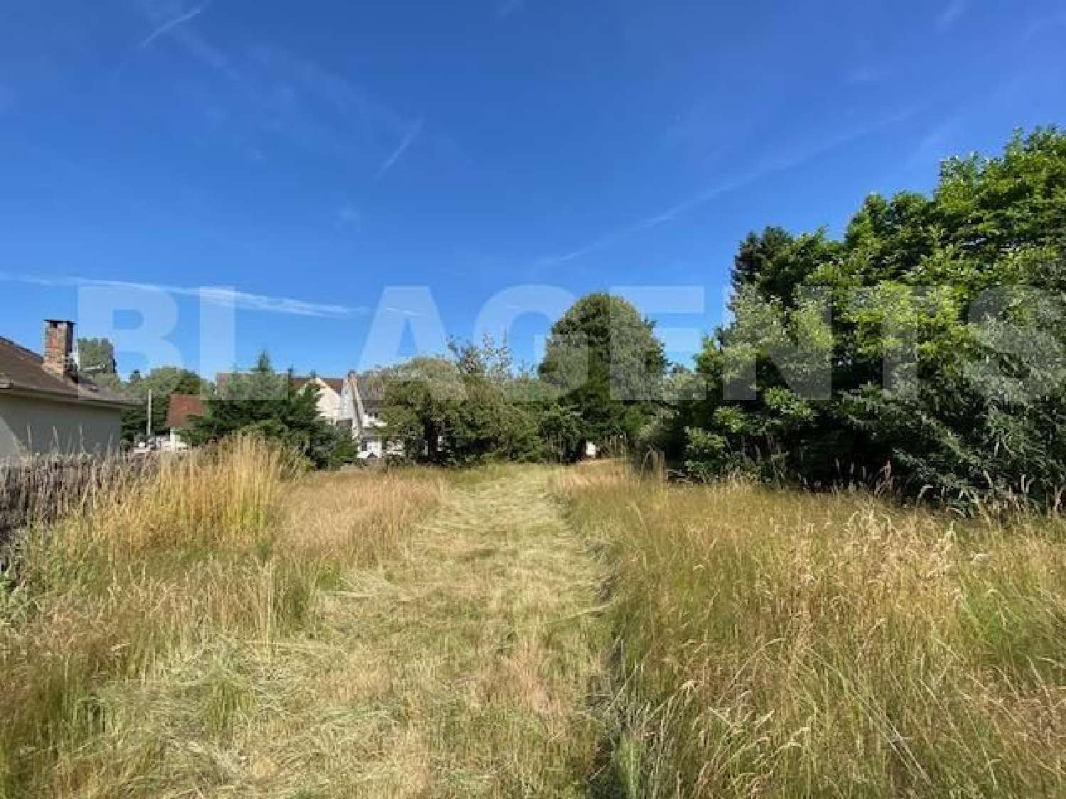  te koop terrein Bruyères-le-Châtel Essonne 1
