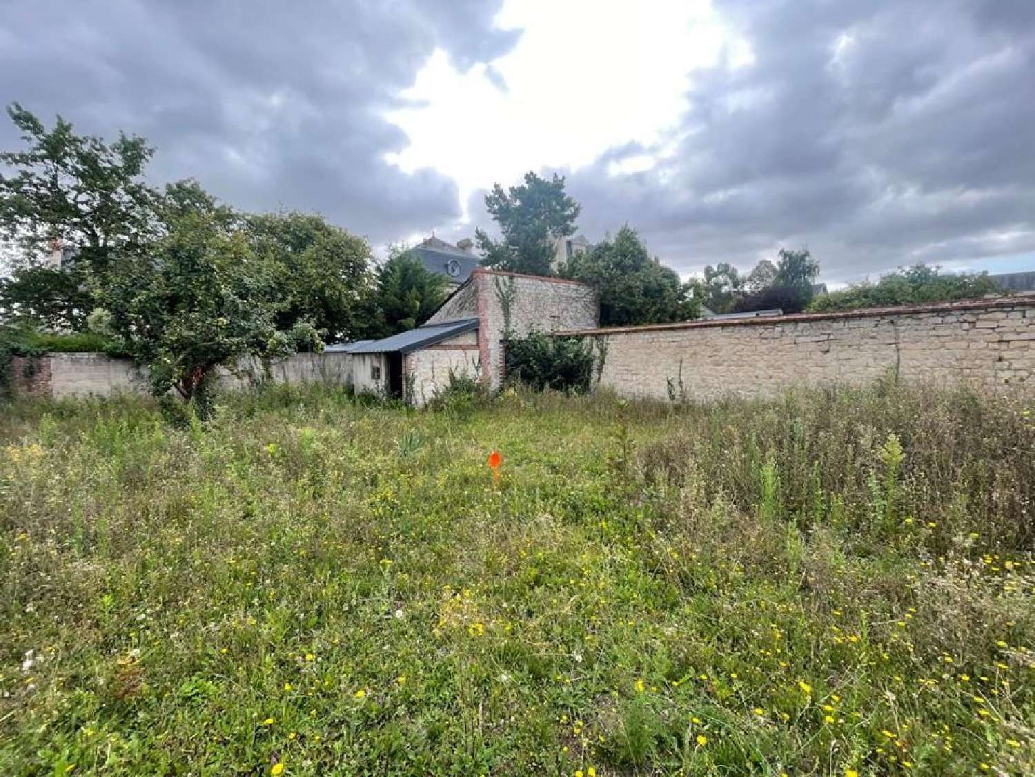  te koop terrein Caen Calvados 1