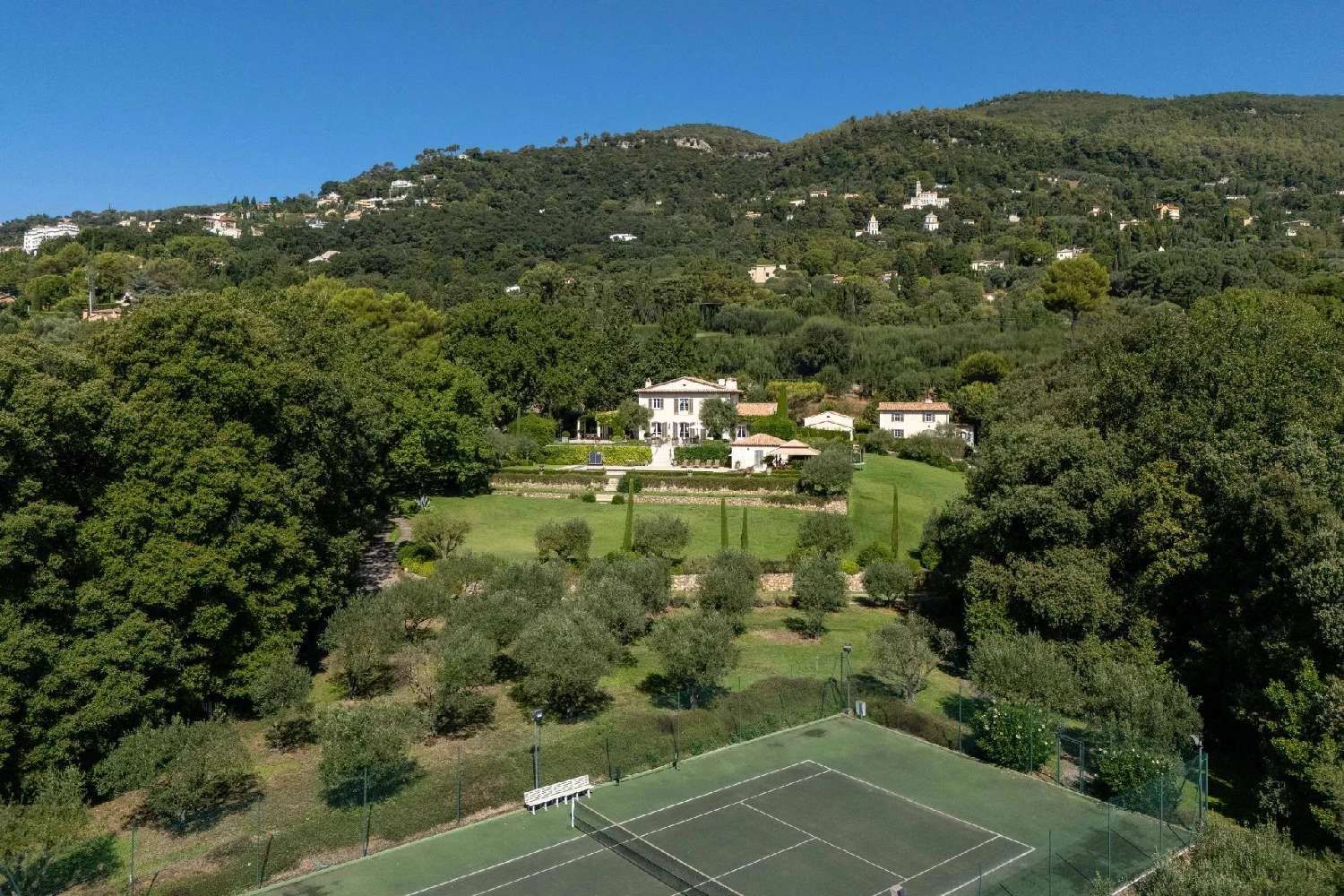 te koop terrein Grasse Alpes-Maritimes 2