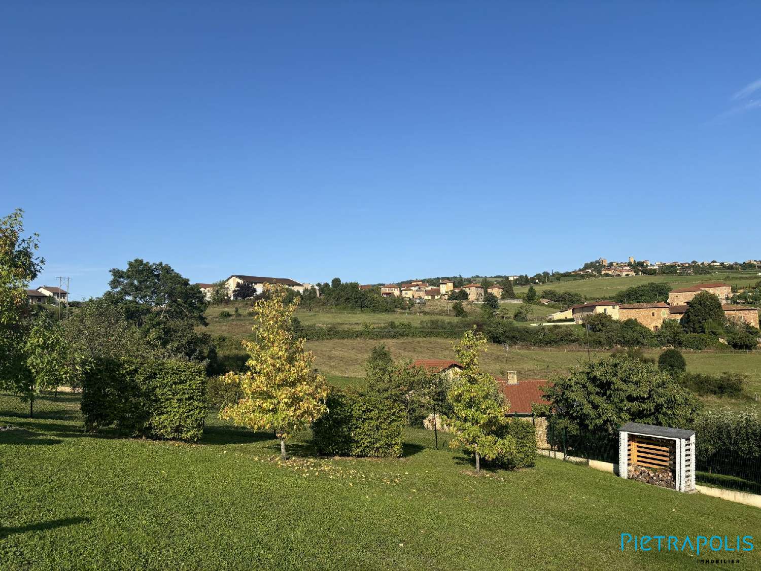  te koop terrein Oingt Rhône 4