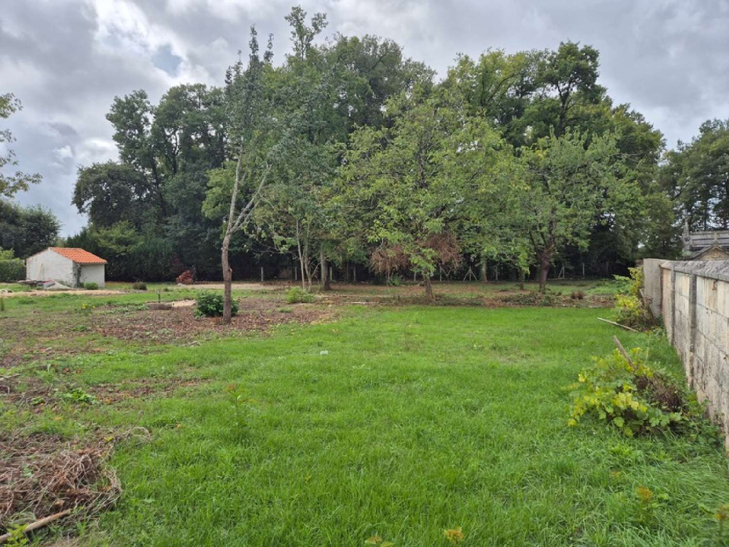  for sale terrain Puymoyen Charente 3
