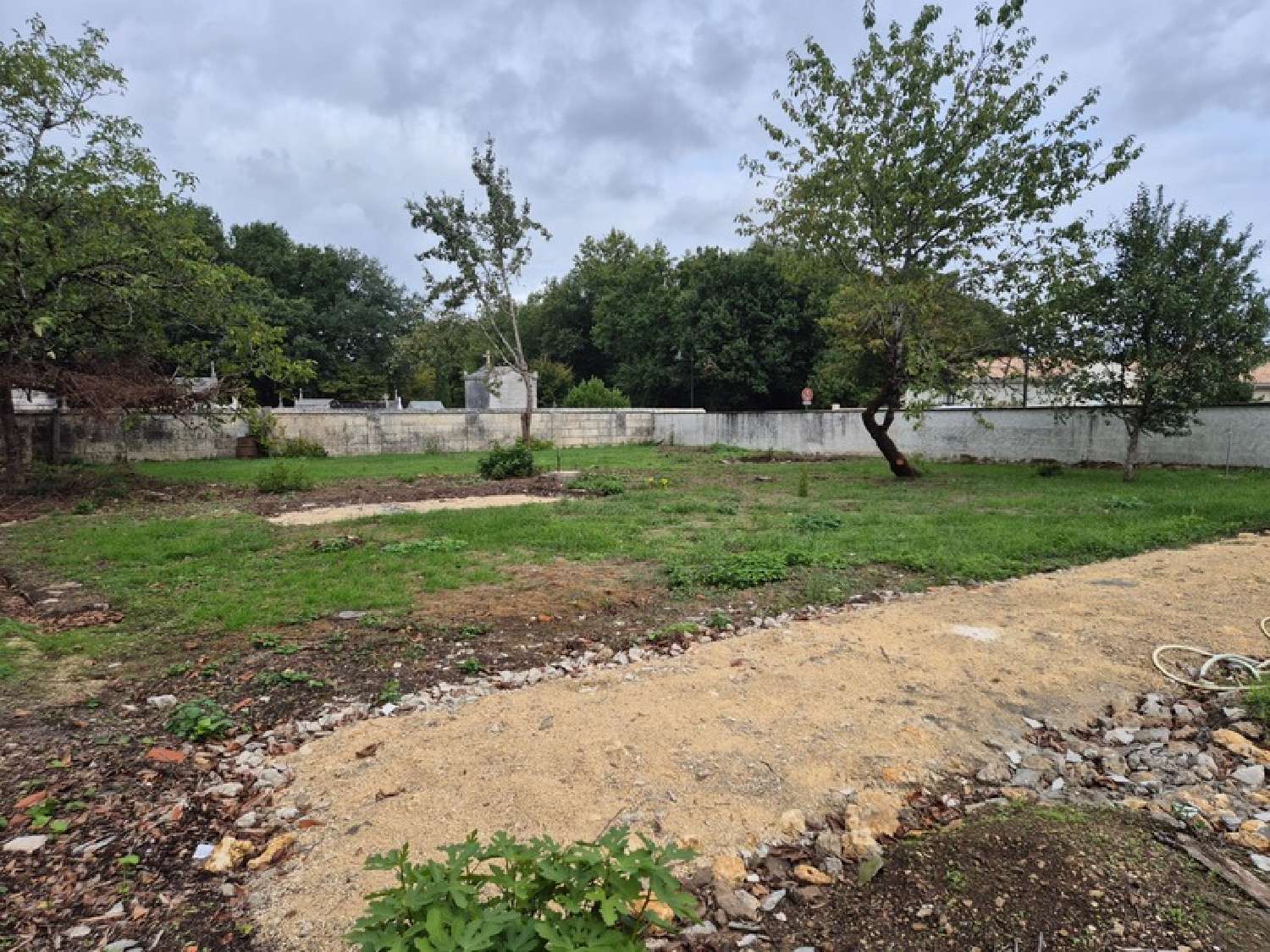  for sale terrain Puymoyen Charente 4