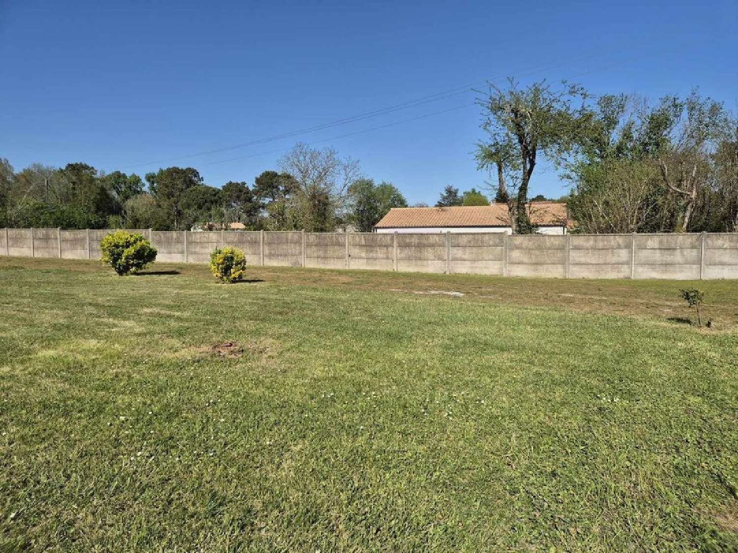  te koop terrein Saint-Sauveur Gironde 1