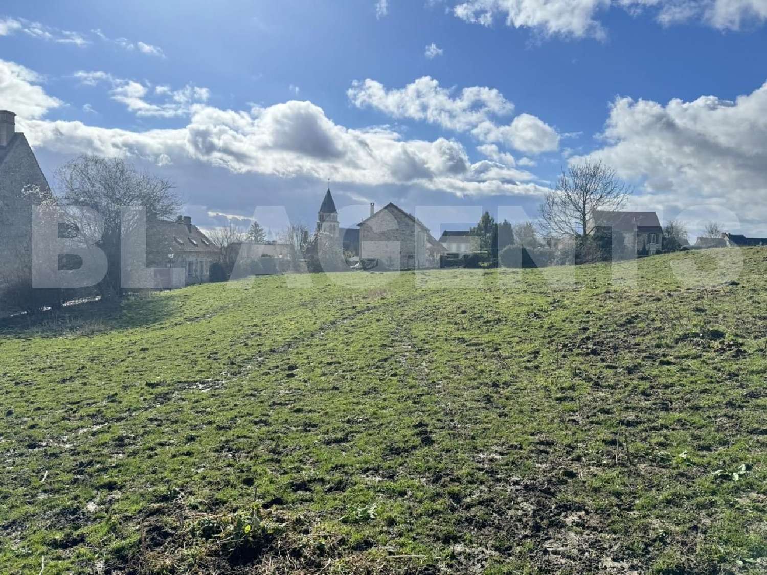  à vendre terrain Villers-Cotterêts Aisne 1