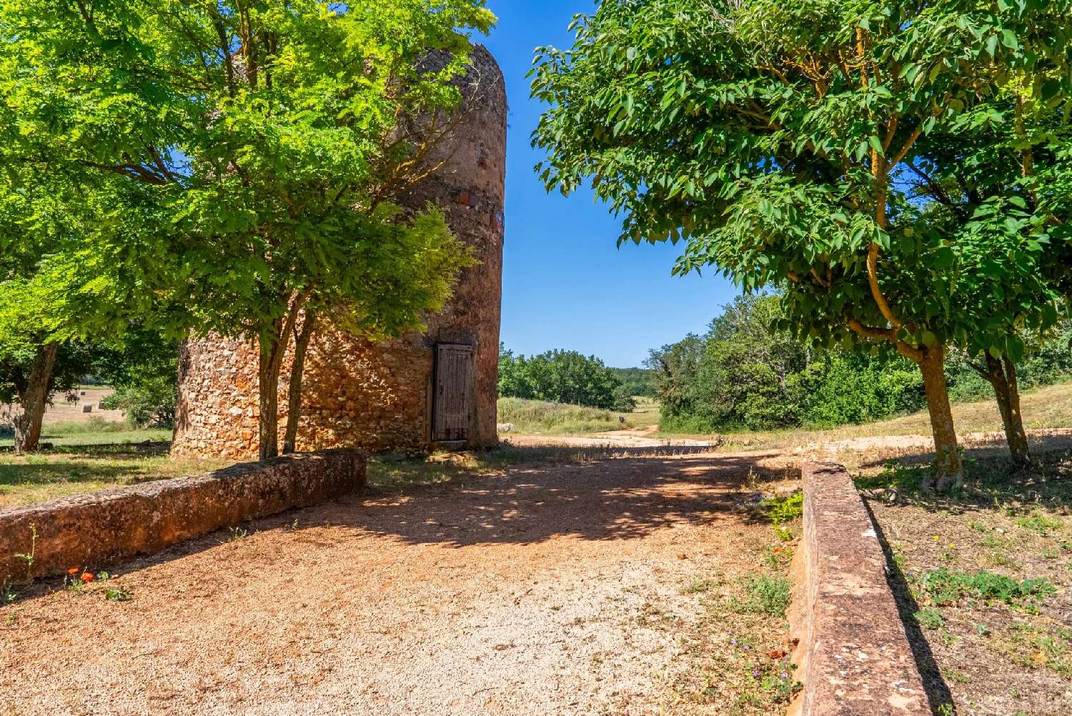  à vendre villa Aix-en-Provence Bouches-du-Rhône 4