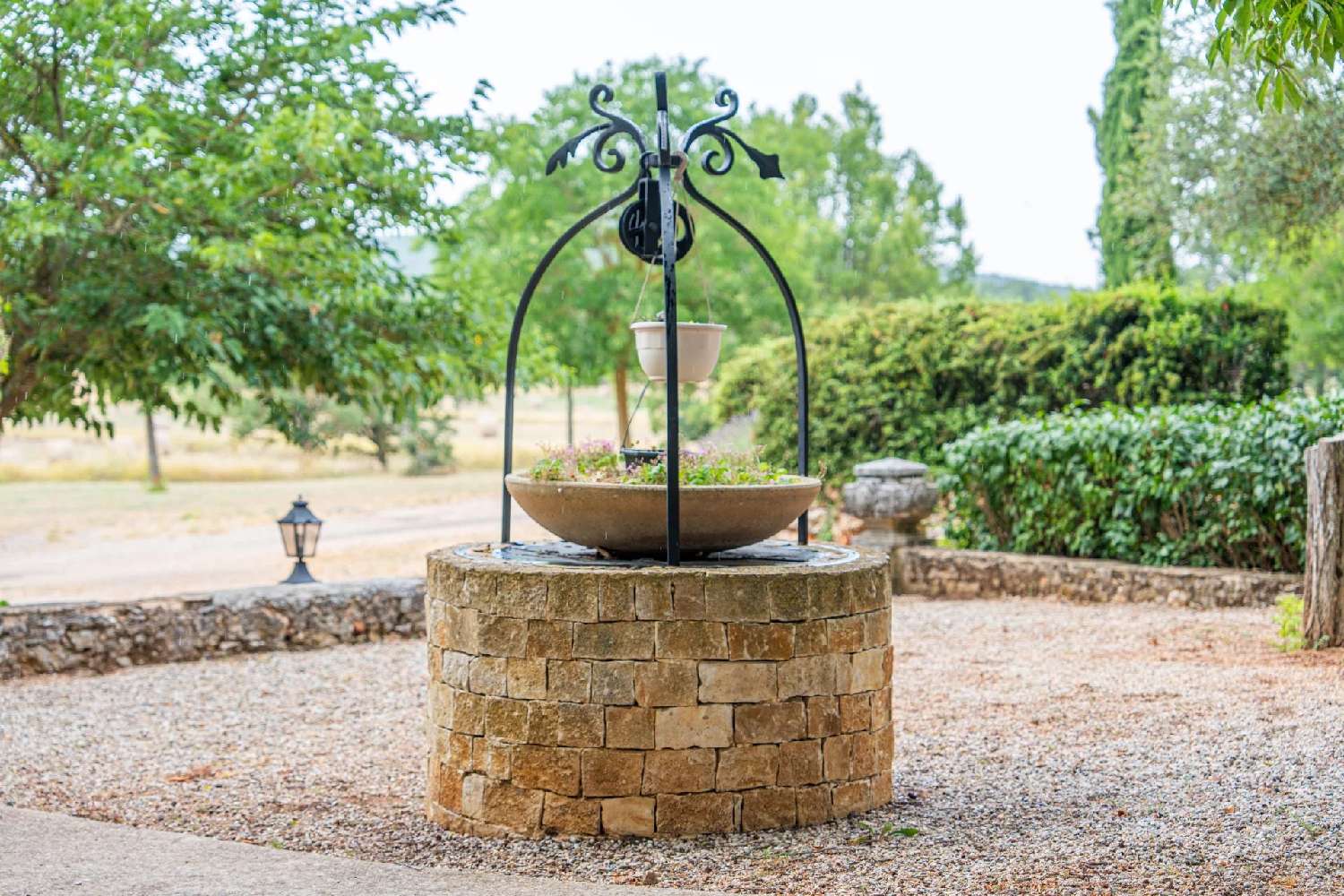  à vendre villa Aix-en-Provence Bouches-du-Rhône 8