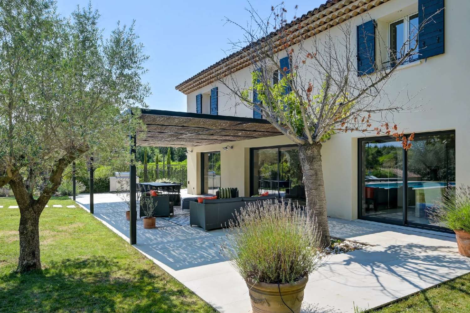 à vendre villa Aix-en-Provence Bouches-du-Rhône 2