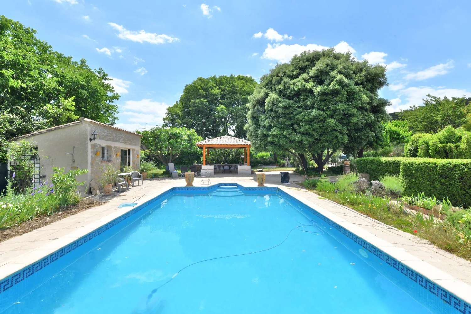  te koop villa Alès Gard 6