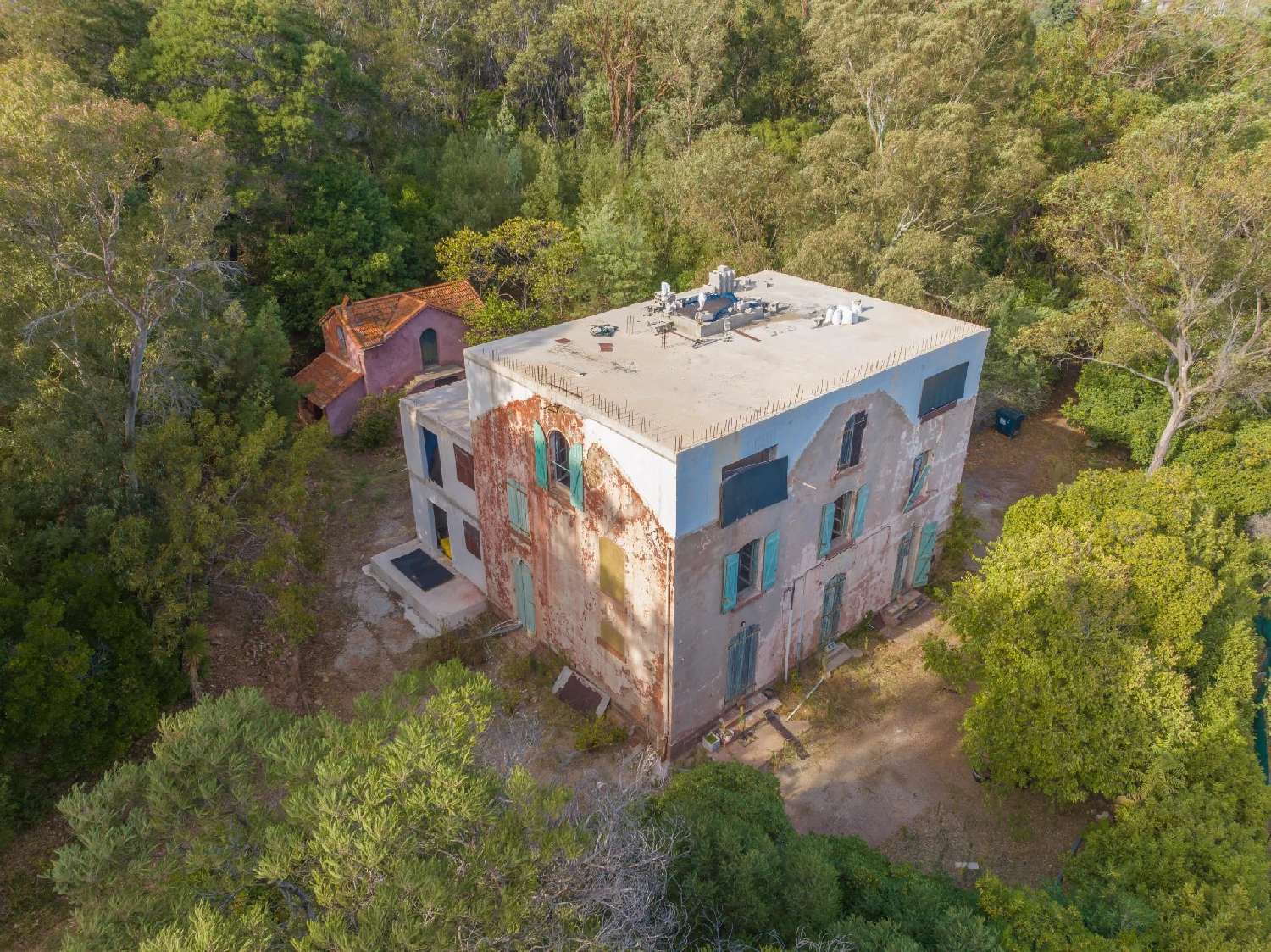 for sale villa Anthéor Var 3