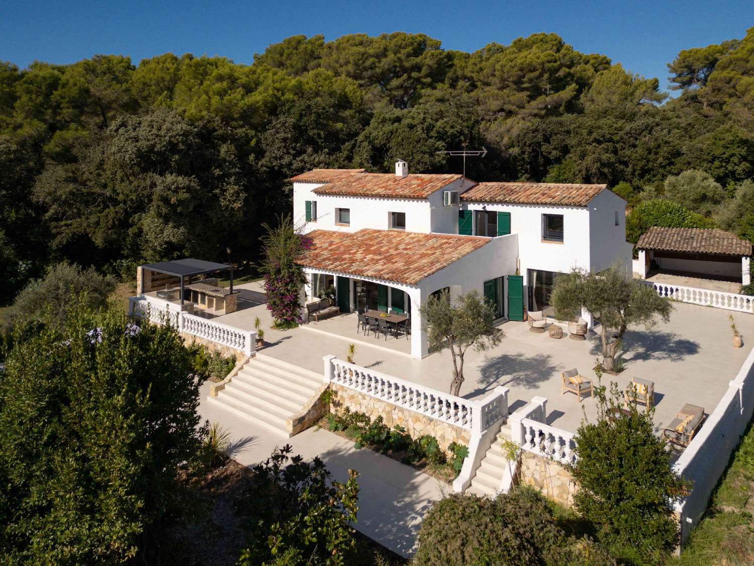  à vendre villa Antibes Alpes-Maritimes 2