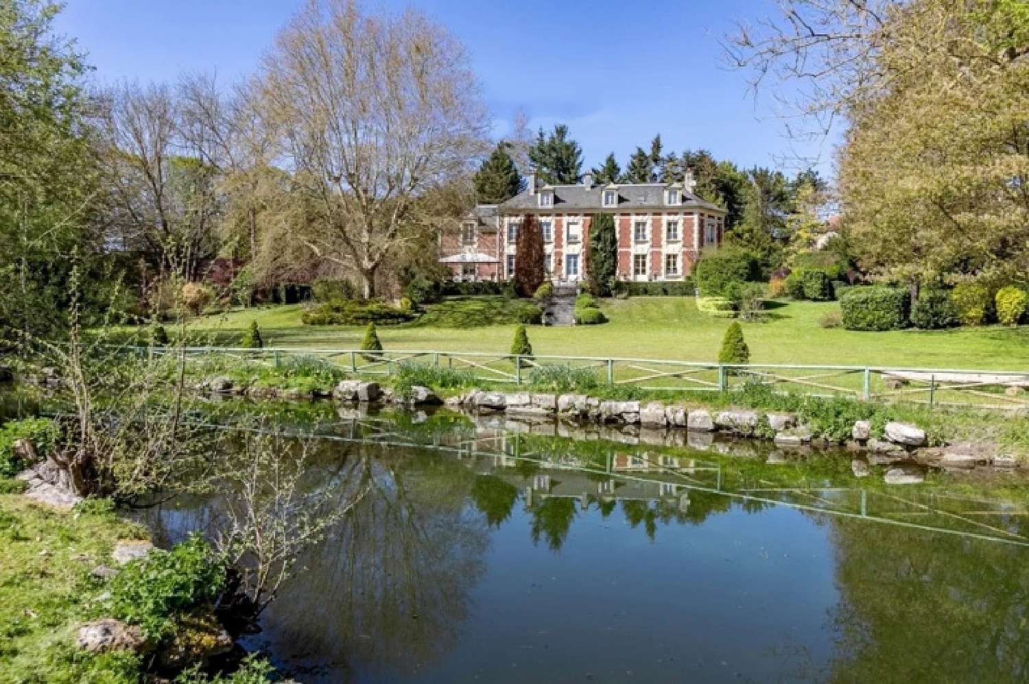  for sale villa Chantilly Oise 1
