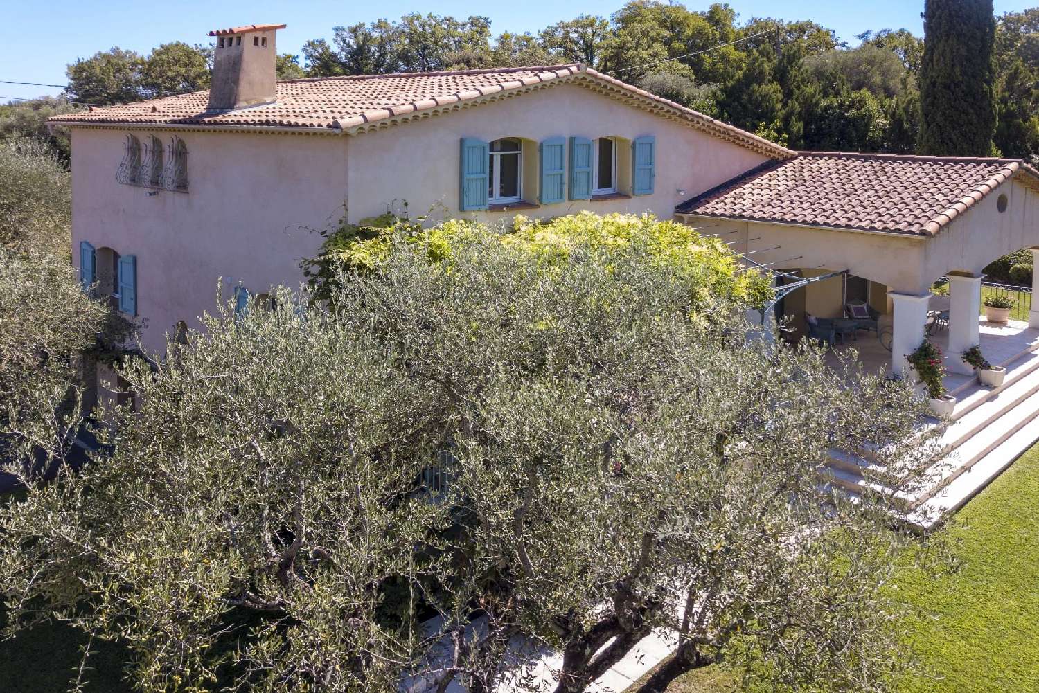  à vendre villa Châteauneuf-Grasse Alpes-Maritimes 4