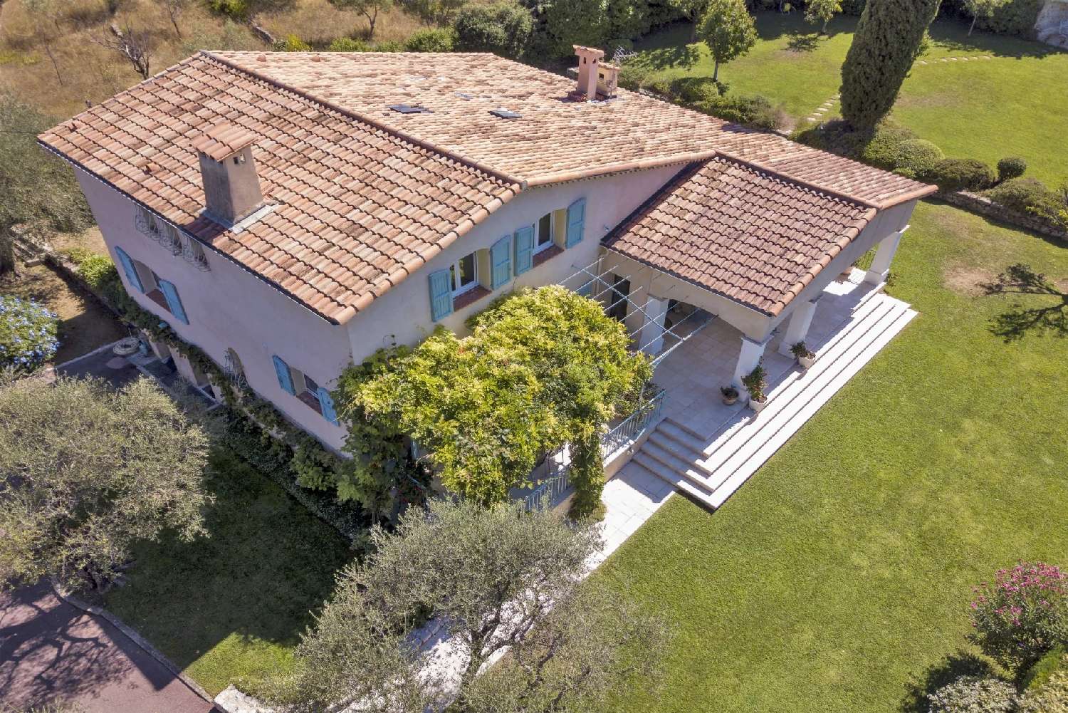  à vendre villa Châteauneuf-Grasse Alpes-Maritimes 7