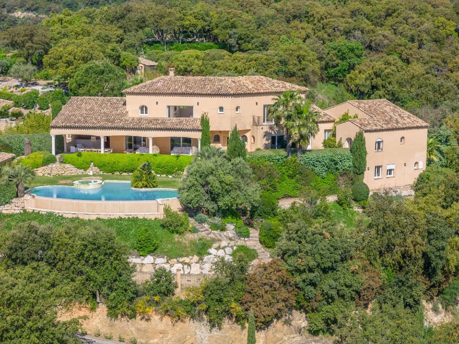  à vendre villa Grimaud Var 2